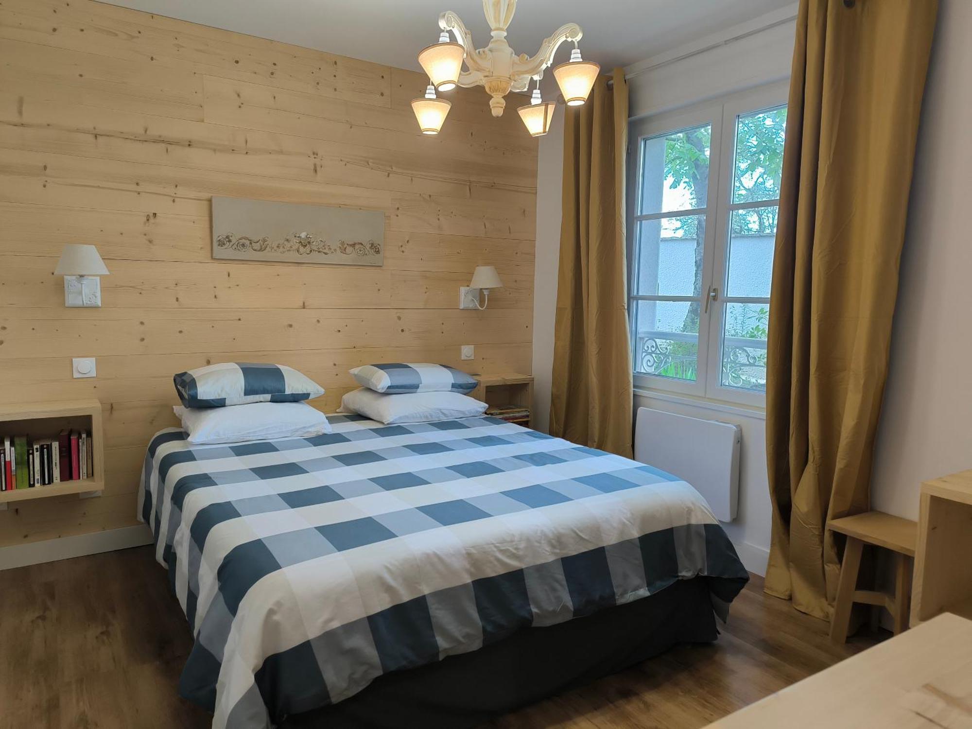 La Frenaie Bed and Breakfast Saint-Cyr-sur-le-Rhone Εξωτερικό φωτογραφία